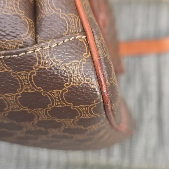 * GUC * Vintage Celine * - Picture 6 of 17